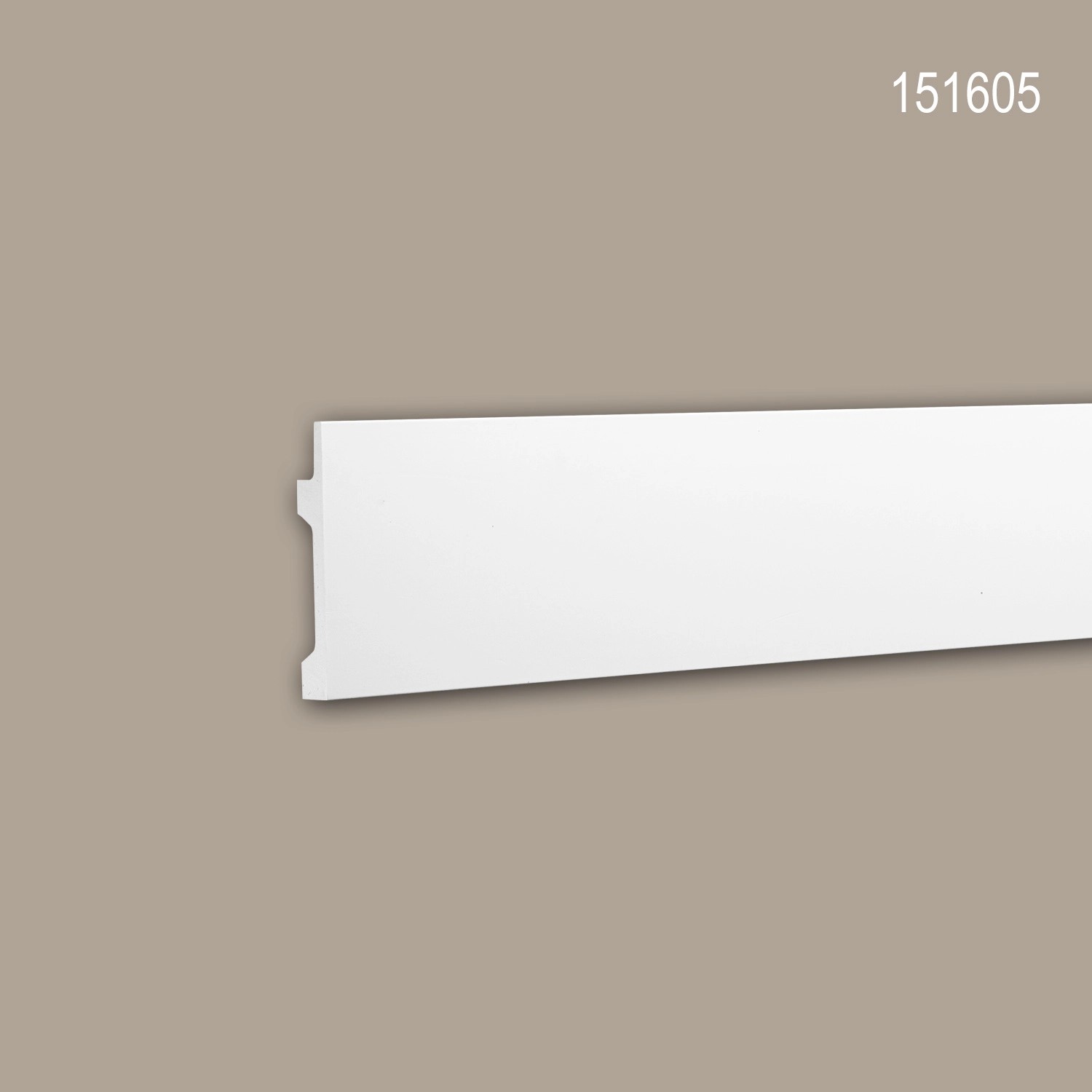 Weiße PROFHOME Wandleiste 151605 für indirekte Beleuchtung, 200 cm lang.