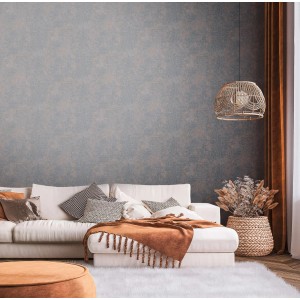 Anthrazitfarbene Bricoflor Industrial Tapete mit Linienmuster in Wohnzimmer-Szene.