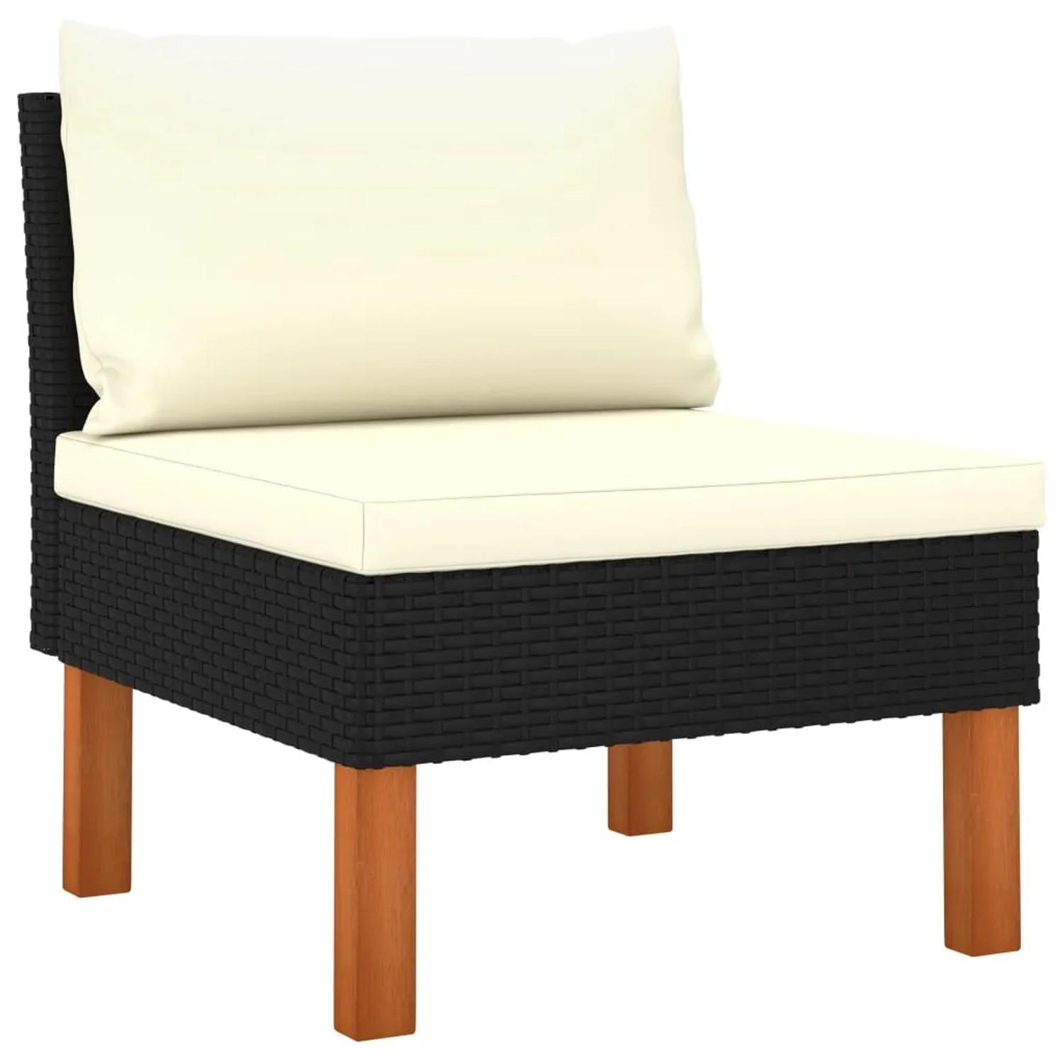 Schwarzes Garten-Lounge-Set aus Rattan mit cremefarbenen Kissen und Holzfüßen.
