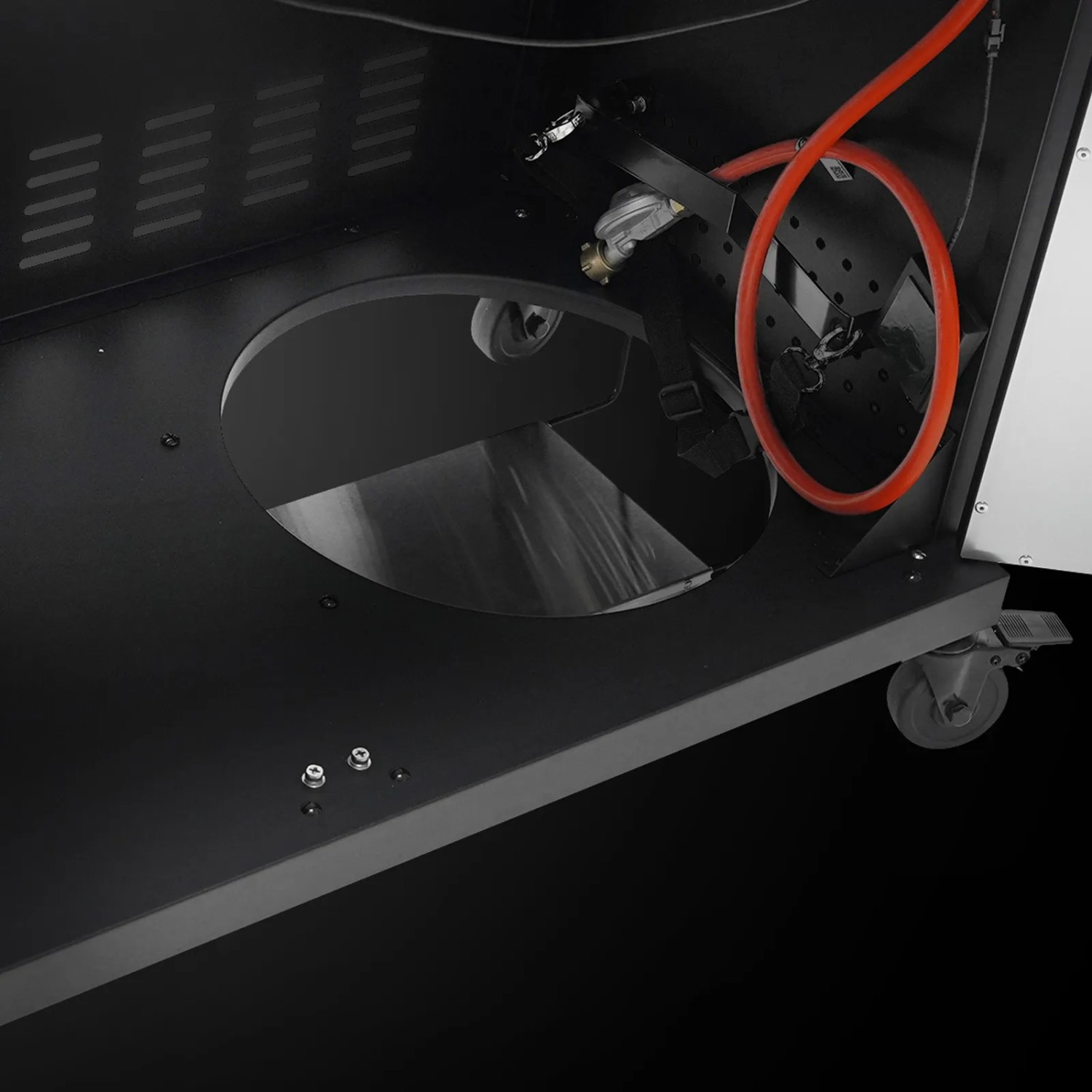 Detailaufnahme Unterschrank des Taino Platinum Yamara Dark 4+2 Gasgrills mit Gasflasche und Rollen.