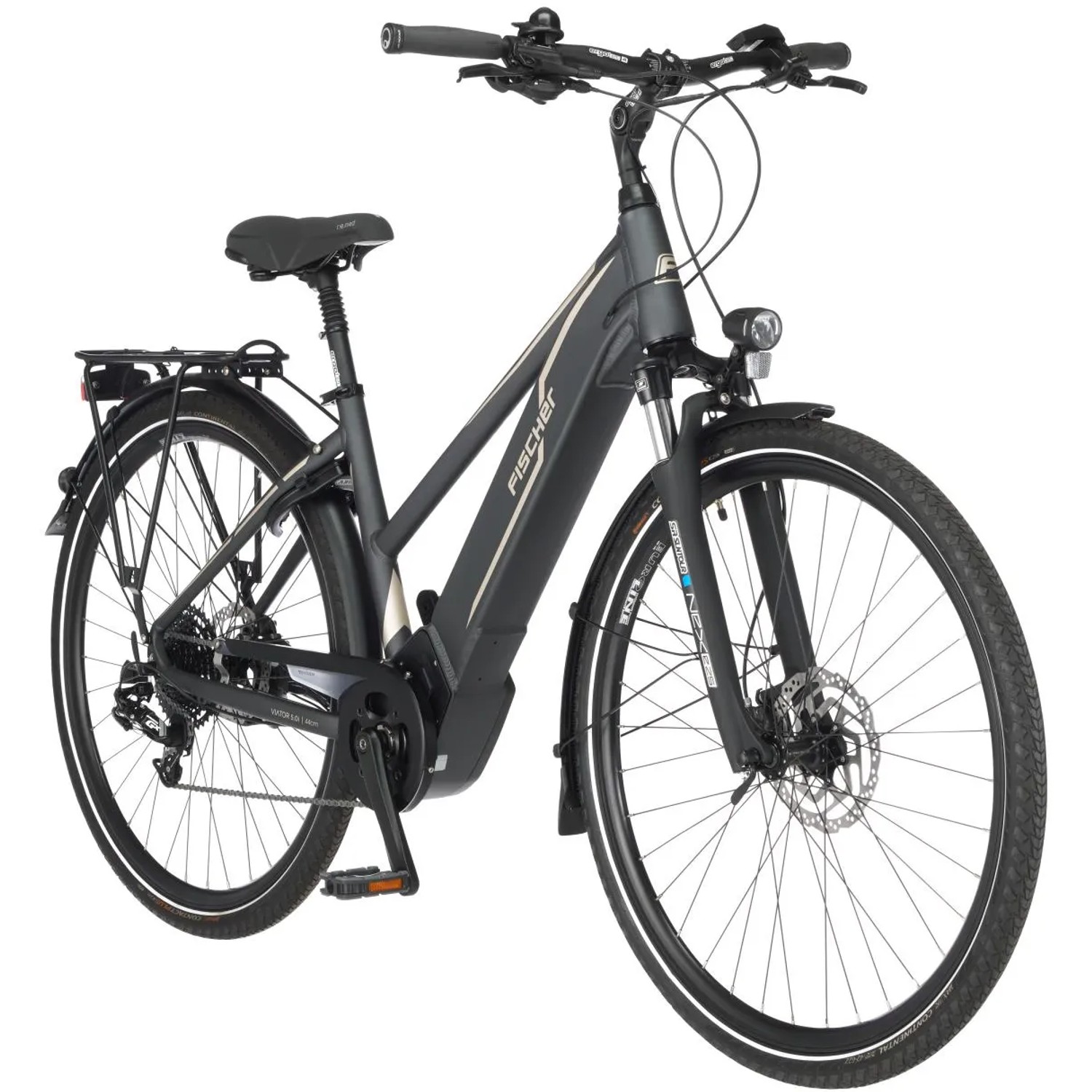 Graues Fischer E-Bike Viator 5.0i mit Trapezrahmen und Gepäckträger.
