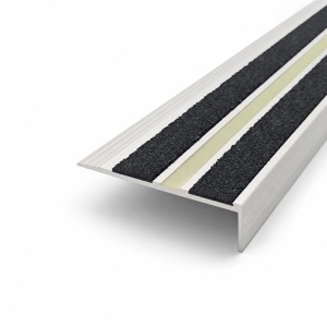 Floordirekt Treppenkantenprofil Aura Aluminium Anti-Rutsch-Profil Fluoreszierend 134 cm