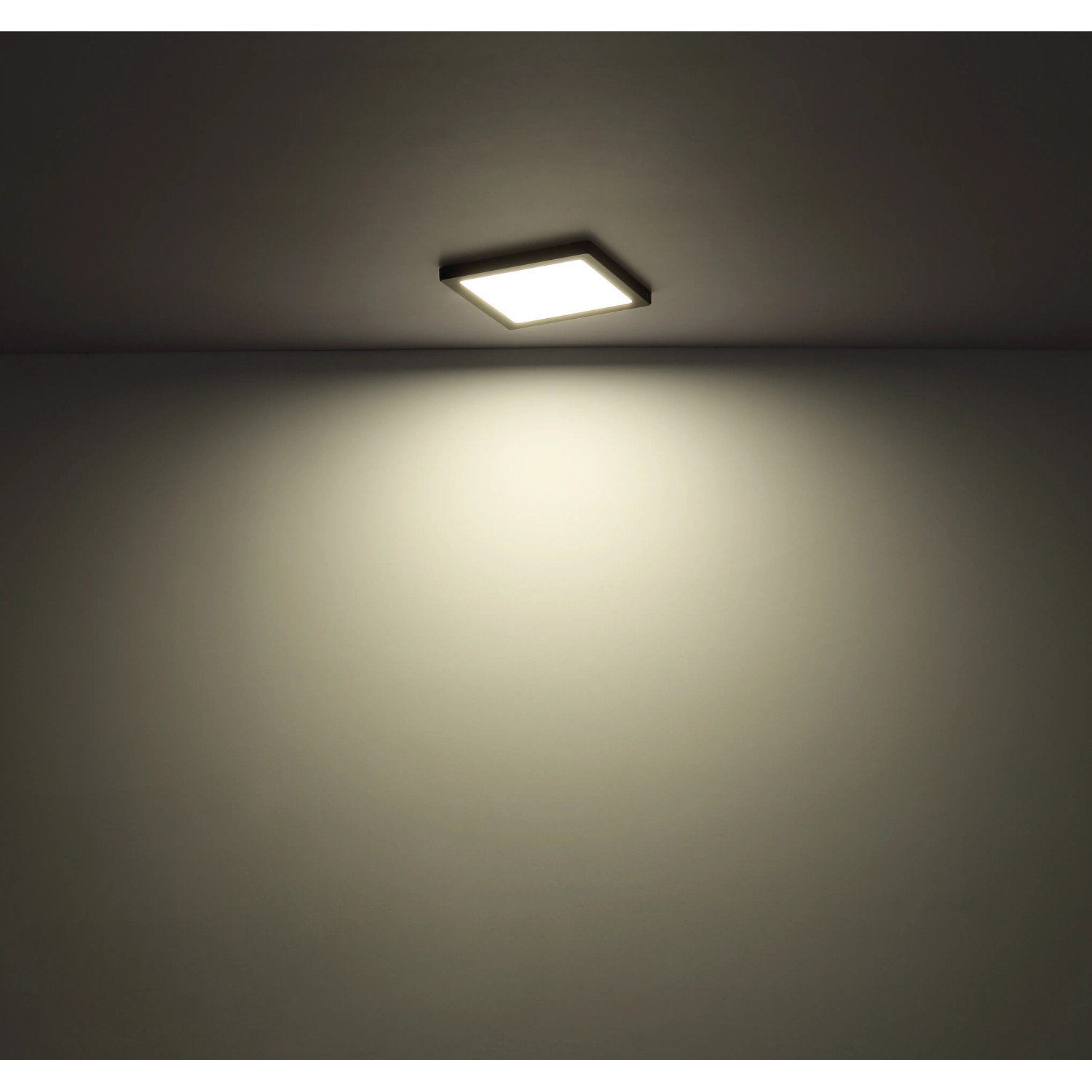 Schwarze, quadratische LED-Deckenleuchte Lasse von Globo, 217x217x17 mm.
