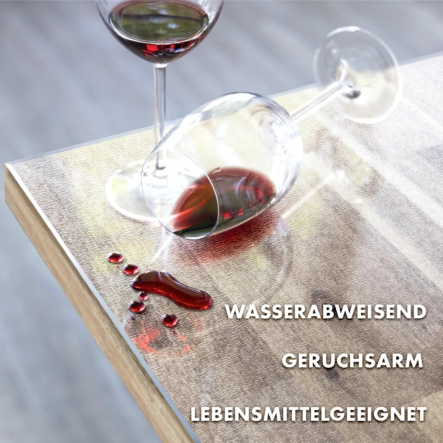 KARAT Tischfolie Imperial, transparent, mattiert, mit Rotwein und Glas auf Tisch.