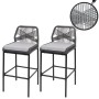 Zwei Proregal Rope-Barhocker, anthrazit, mit hellgrauen Kissen und Stahlgestell. Modernes Outdoor-Design.