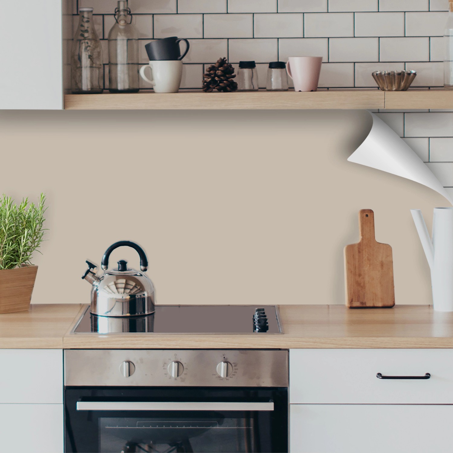 Küchenrückwandfolie Perlweiß von Myspotti, selbstklebend, 220x60 cm, als Spritzschutz in Küche.