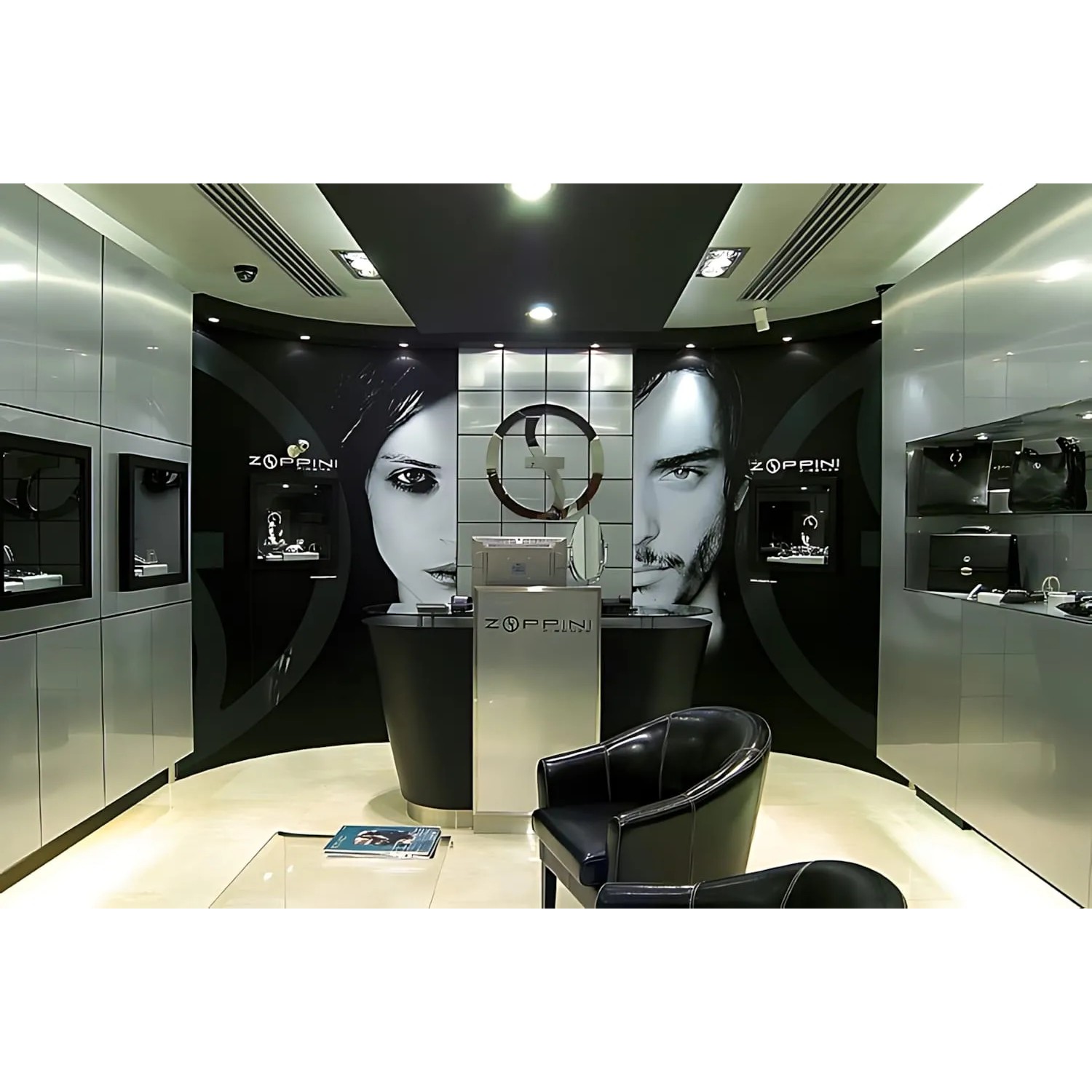 WALLFACE Wandpaneel Silber gebürstet, Metall-Optik, 2600x1000x1 mm. Dekoratives Paneel für Innenräume.