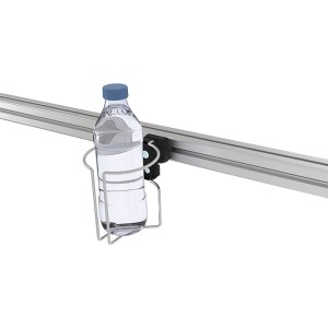 Schwarzer Fath Flaschenhalter FX aus Polyamid und Edelstahl, an Aluminiumprofil Nut 8 befestigt, hält eine Flasche.