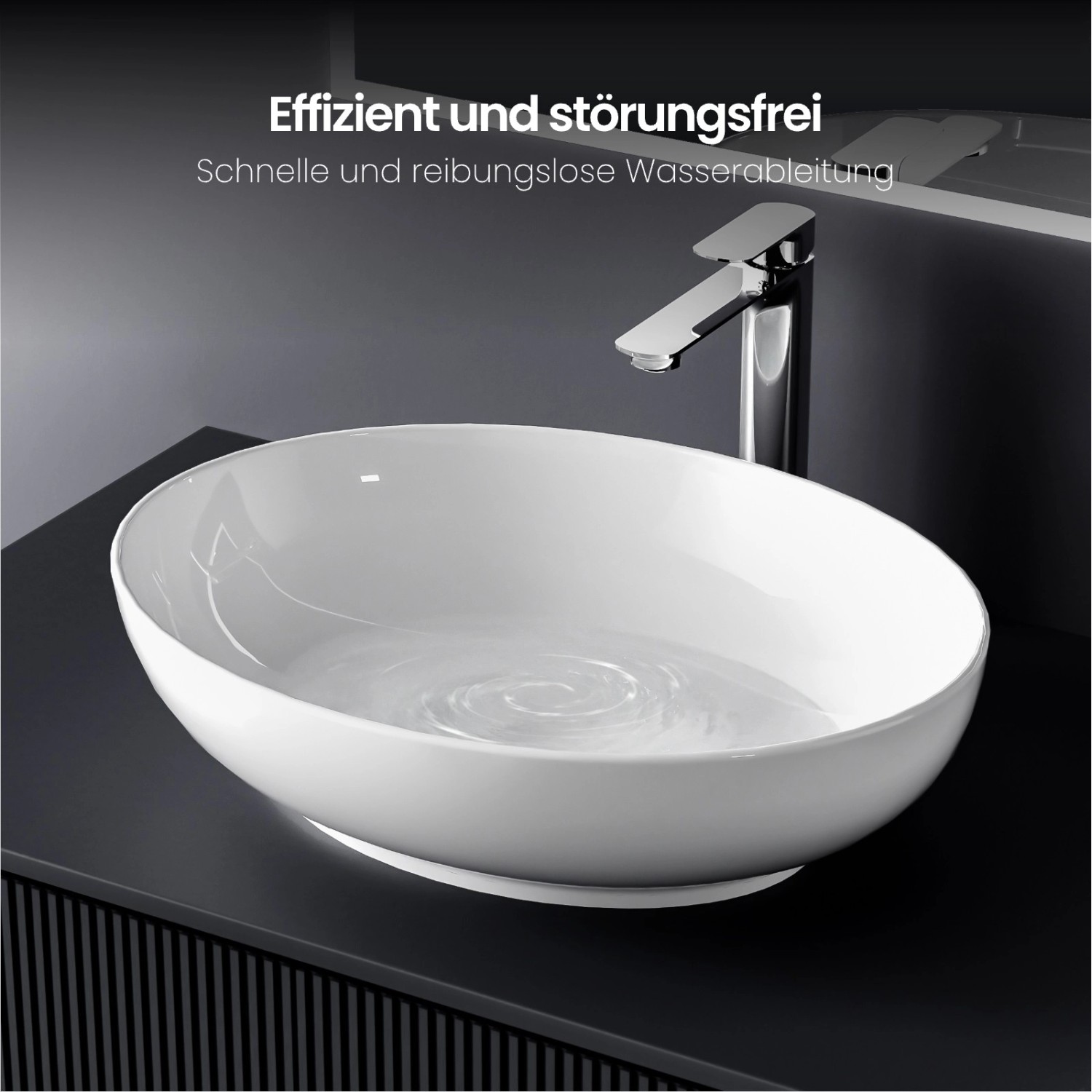 Ovales, glänzend weißes Emke Handwaschbecken aus Keramik auf einem dunklen Waschtisch mit Armatur.