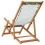 Klappbarer Strandstuhl aus Eukalyptusholz mit Blattmuster, verstellbar und bequem.