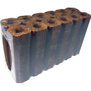 Verpackte Sparky Holzbriketts, Hartholz, 8-eckig mit Loch, 10 kg, für Kamin und Ofen.