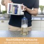 Bona Spray Mop: Nachfüllen der Kartusche mit Reiniger für geölte Holzböden.
