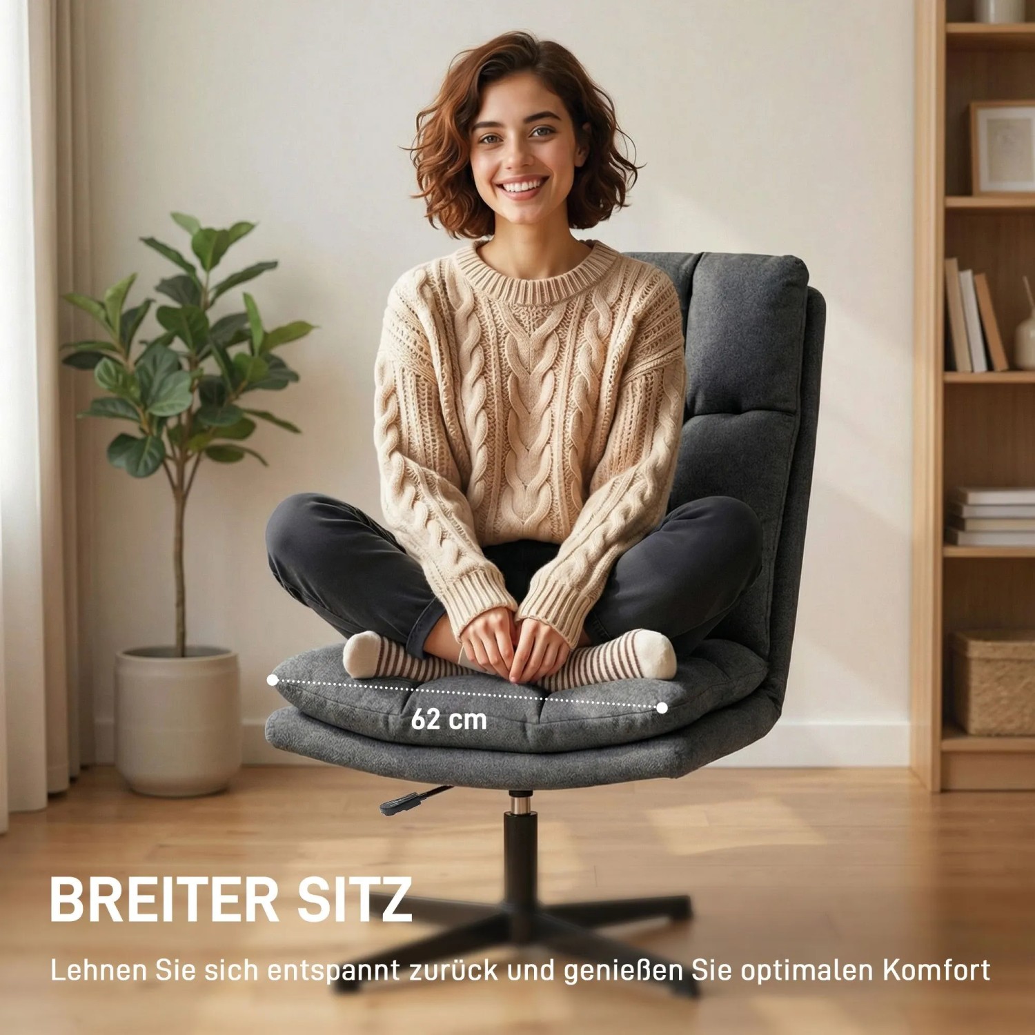 Dunkelgrauer HOMCOM Accent Chair mit breitem 62 cm Sitz, auf dem eine Frau bequem sitzt. Perfekt als Relaxsessel.
