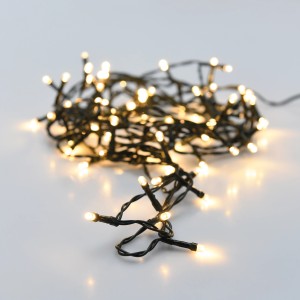 LED-Lichterkette mit 720 warmweißen LEDs, App-Steuerung für Innen & Außen.