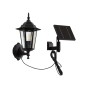 Schwarze Lindby LED Solar Laterne Sayata für den Außenbereich, spritzwassergeschützt und modern.