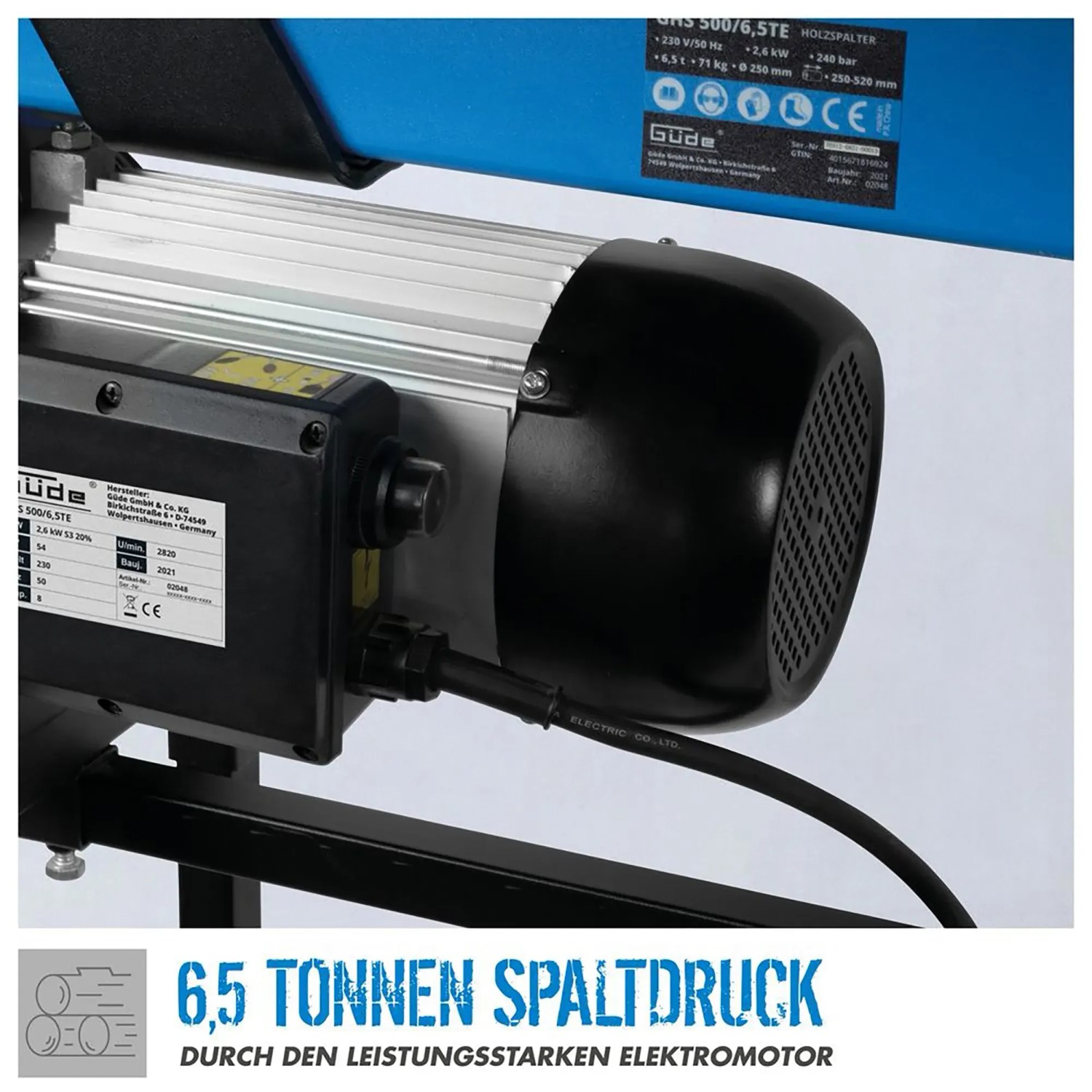 Detailaufnahme des Motors vom Güde Holzspalter GHS 500/6,5TE mit 6,5 Tonnen Spaltkraft.