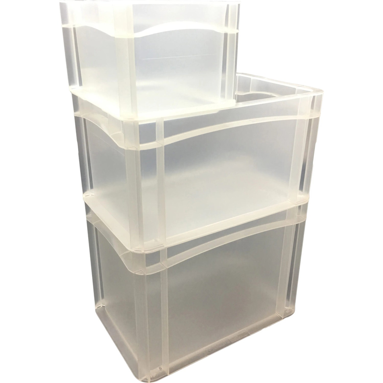 Gestapelte, transparente Eurobox-System Boxen (30x20x22 cm) mit Vollwand. Aufbewahrungsboxen für Ordnung.