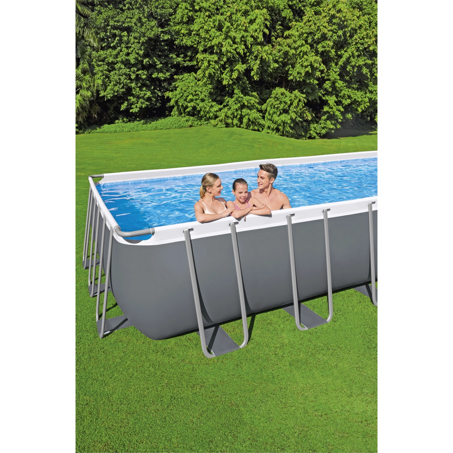 Bestway Stahlrahmenpool-Set PowerSteel, 640x274x132cm, mit Familie im Wasser.