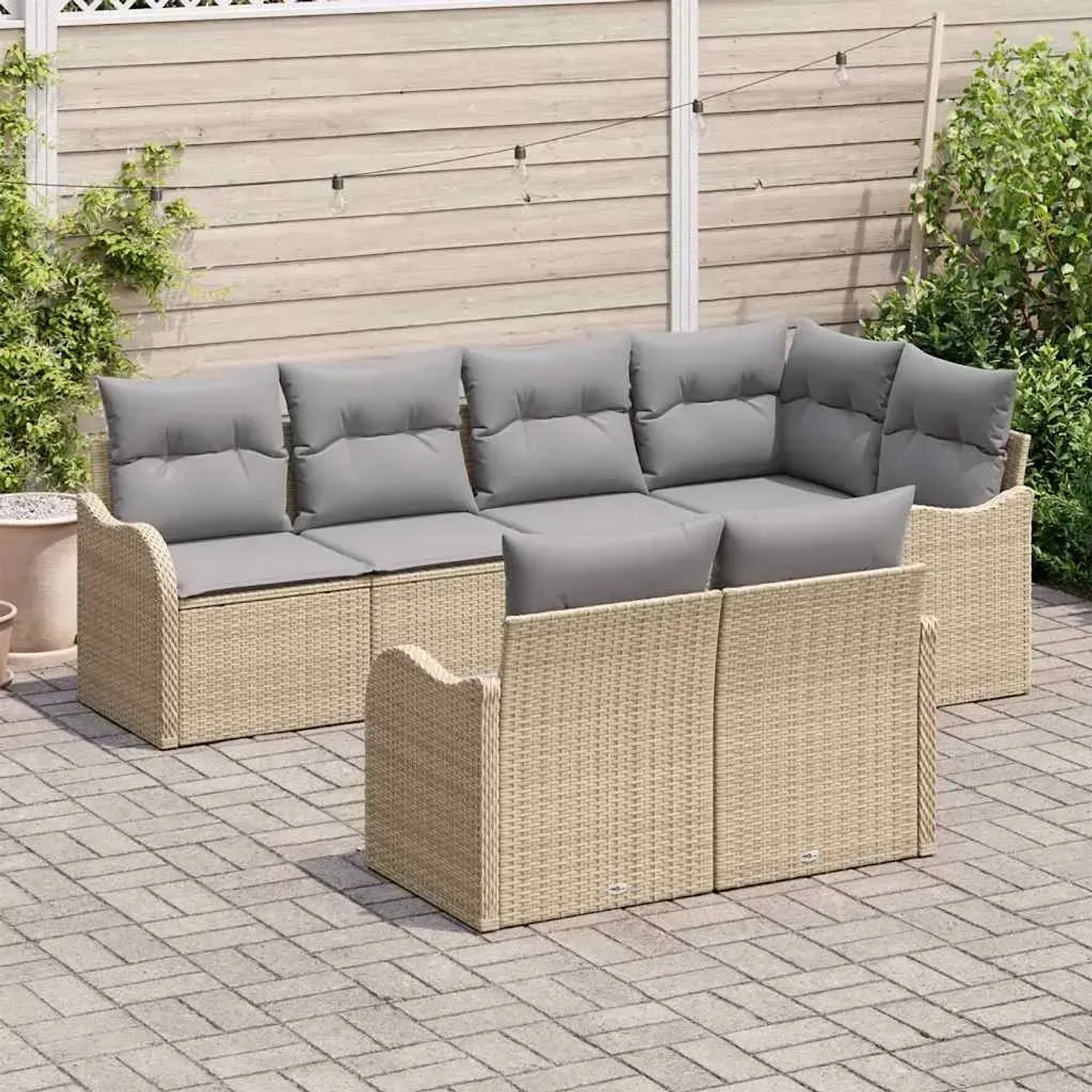 Beiges 7-teiliges vidaXL Garten-Sofa-Set aus Polyrattan mit Kissen für Terrasse und Garten.