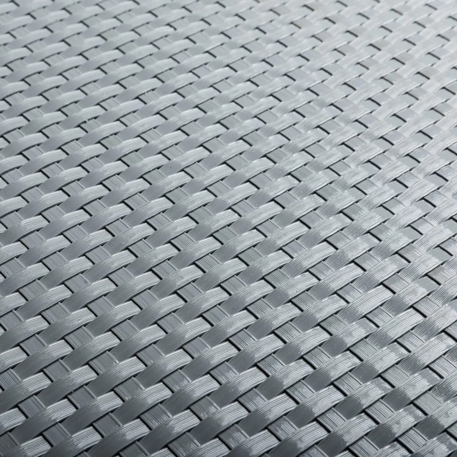 Detailaufnahme des hellgrauen NYVI Balkon Sichtschutz aus Polyrattan.