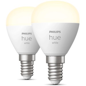 Philips Hue Luster Doppelpack White E14, zwei E14 Leuchtmittel in Tropfenform mit warmweißem Licht.