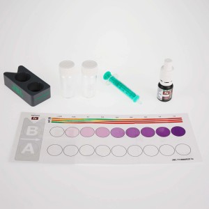 JBL ProAquaTest Fe Eisen Wassertest Set für Aquarien und Teiche mit Farbskala, Küvetten und Spritze.