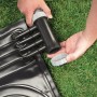 Bestway Solar Poolheizung (110x171cm) im Detail: Anschlussstück wird montiert.