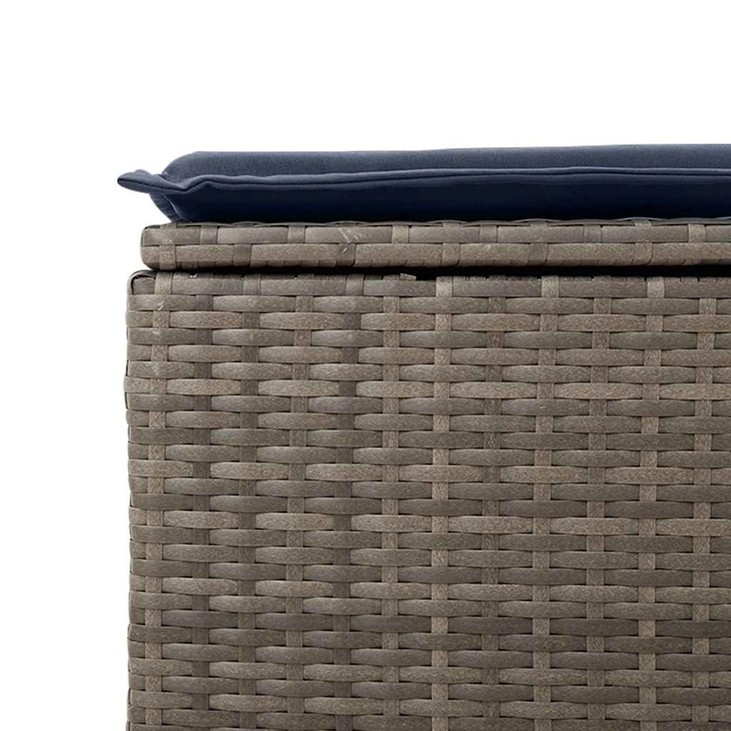Detailaufnahme: Graue vidaXL Garten-Sofagarnitur aus Rattan mit marineblauem Kissen.