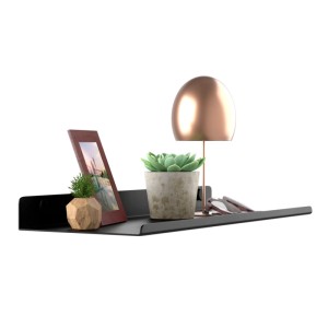 Schwarzes SOTECH Design Wandregal HOVER-IV aus Stahl, dekoriert mit Pflanzen, Bilderrahmen und Lampe. Für Wandmontage.