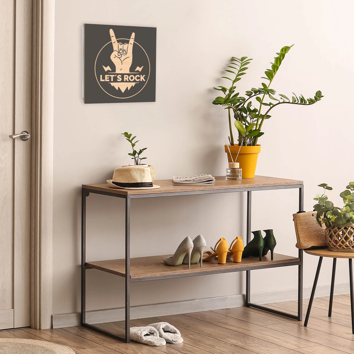 Banjado Schlüsselkasten Weiß 'Let's Rock' mit 50 Haken zur Wandmontage im Flur.