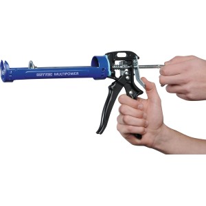 Heytec Profi Kartuschenpistole Multipower in Aktion, Maurerwerkzeug für Silikon und Klebstoffe.