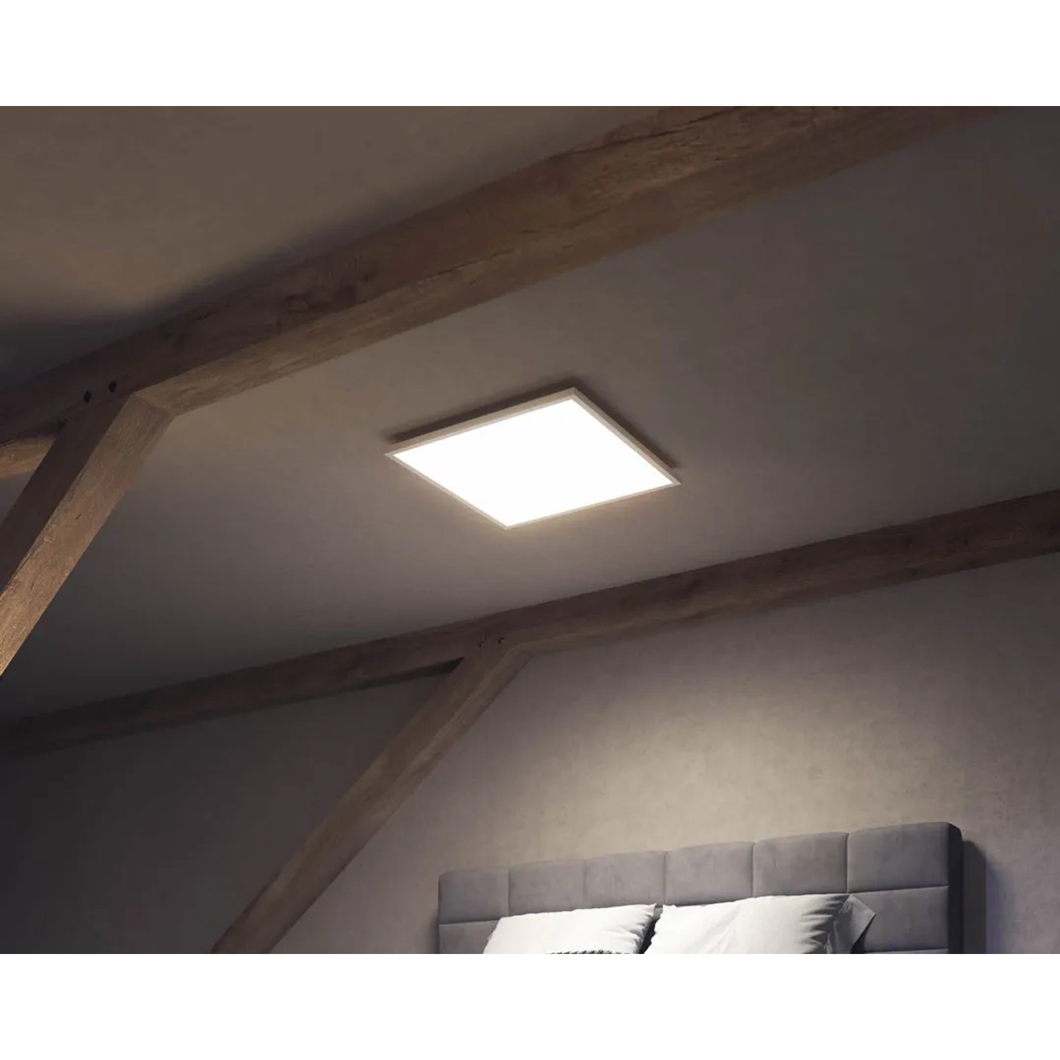 Quadratisches Philips Hue Surimu LED Panel, White & Color Ambiance, 60x60 cm, an Zimmerdecke.