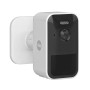 Yale Akku-Überwachungskamera für den Außenbereich, weiße Smart-Camera mit Full HD und Wandhalterung.
