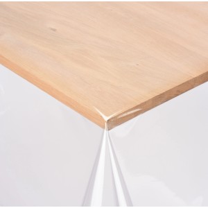 Transparente Venilia Tischfolie Crystal schützt Holztisch, wasserabweisend.