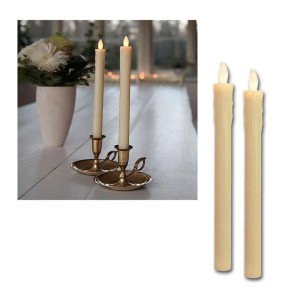 Beiges 2er Set LED Stabkerzen aus Echtwachs mit Wachstropfen und warmweißem Flackereffekt. Dekorative Beleuchtung.