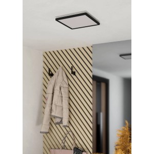 Quadratische, schwarze Eglo LED-Deckenleuchte Expert Minerario, 29x29 cm, für Feuchträume.
