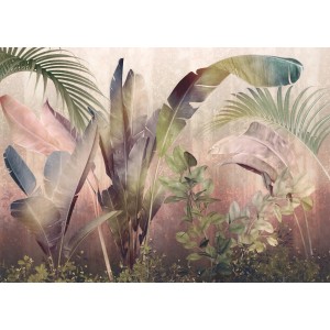Komar Vliestapete Rainforest Mist: Fototapete mit tropischen Blättern in sanften Farben.