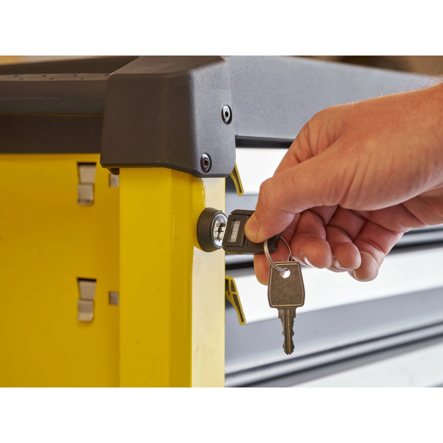 Stanley Werkstattwagen mit 5 Schubladen STST743051 kaufen bei OBI
