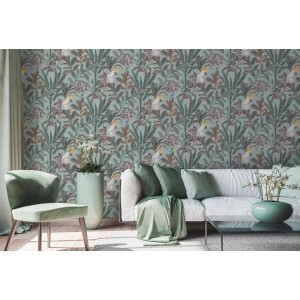 A.S. Création Vliestapete mit Dschungelmotiv in Grün, Pink und Braun im Wohnzimmer.