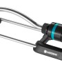 Gardena EcoLine Viereckregner für rechteckige Rasenflächen, aus recyceltem Material.