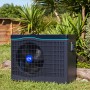 Graue Gre Full-Inverter-Wärmepumpe für Pools bis 45 m³ im Außenbereich.