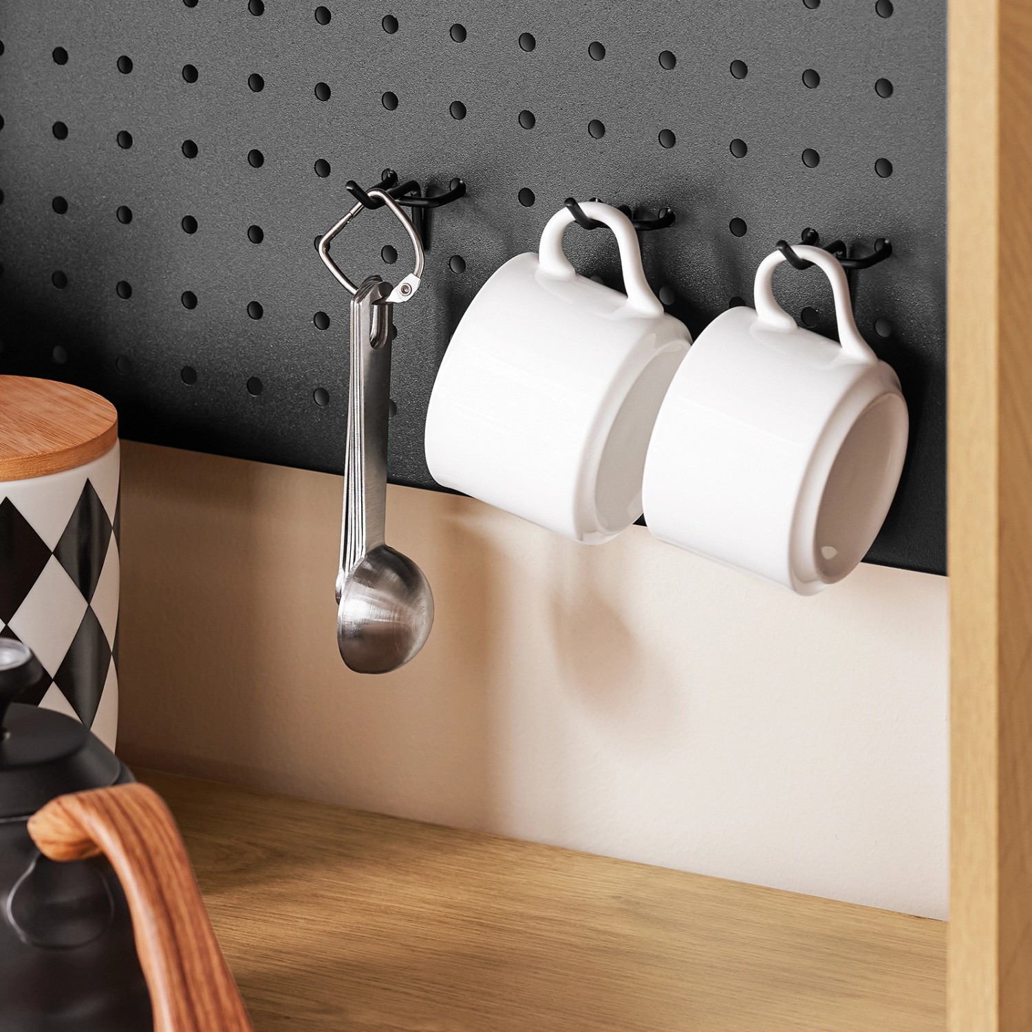 SoBuy Mikrowellenschrank mit Pegboard Hochschrank Sideboard 60x170x40cm FSB98-N_8