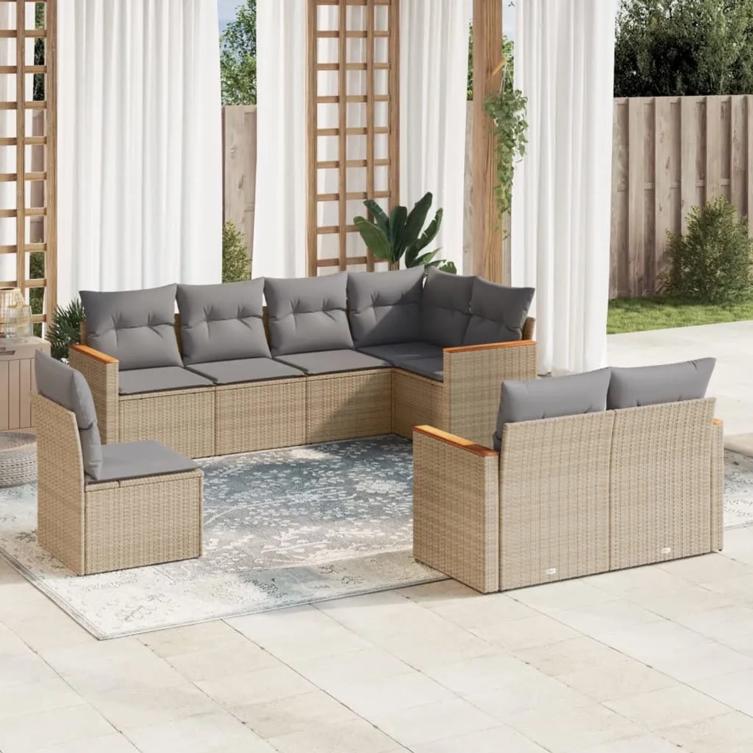 Beige 8-tlg. Garten-Sofagarnitur aus Polyrattan mit grauen Kissen für Terrasse und Garten.