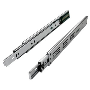 SOTECH Vollauszug 45 Kg 550 mm, zwei silberne Schubkastenauszüge, einer ausgezogen, kugelgelagert, Soft-Close.