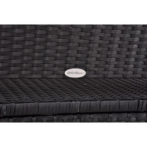 Detailaufnahme: Schwarze Garden Pleasure Parkbank Ferrara aus Kunststoffgeflecht mit Ablagefach.