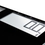 Digitale Leifheit Personenwaage Shape Sense Connect 50 in Schwarz-Silber mit LCD-Anzeige.