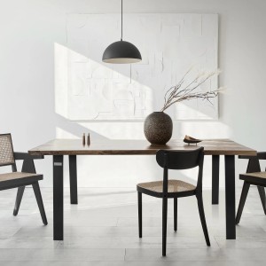 ML-Design Tisch mit schwarzen Loft Tischbeinen aus Stahl, 90x72 cm, im Industrial Design.