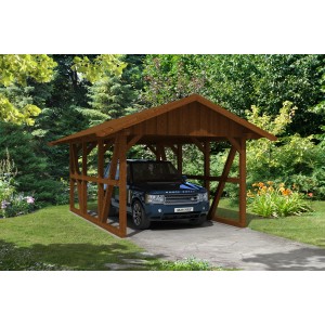 Skan Holz Carport Schwarzwald, Nussbaum, mit Auto. Satteldach-Carport aus Holz mit Dachschalung.