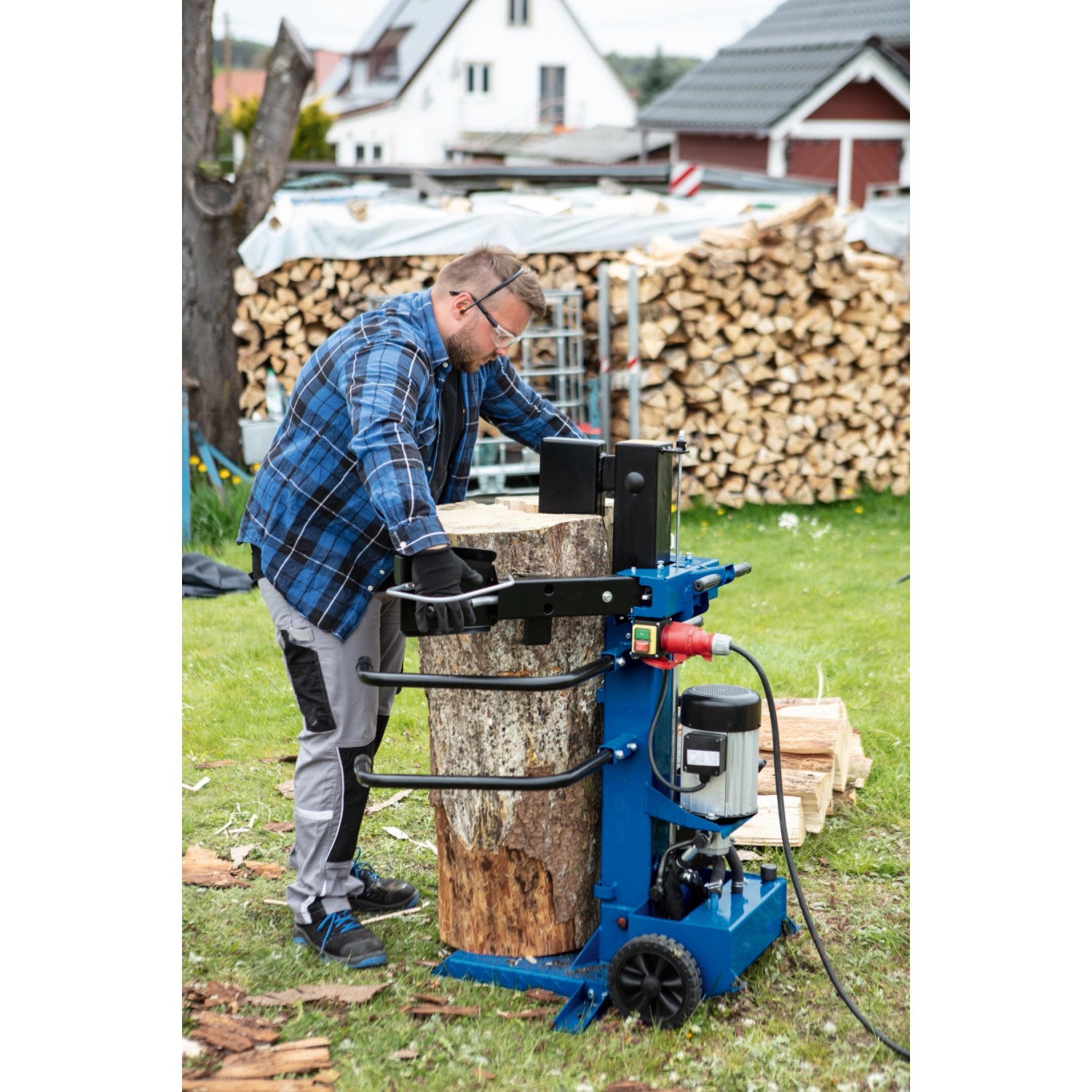 Scheppach Holzspalter Compact stehend 8 t 230 V kaufen bei OBI