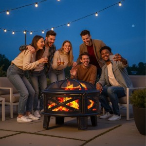 Relaxdays Feuerschale mit Funkenschutz und Grillrost, umgeben von einer Gruppe fröhlicher Menschen.